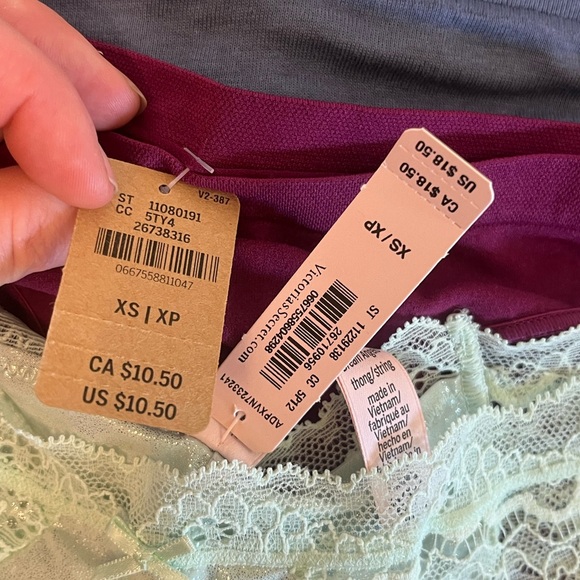 Brand new !! 6 pantie lot !! Victoria secret - Picture 5 of 8